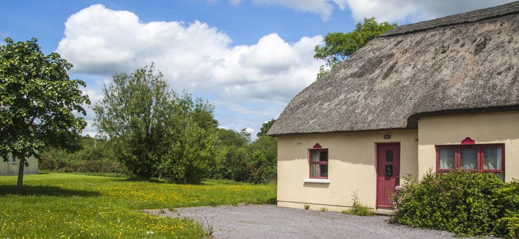 Old Killarney Cottages Exterior photo