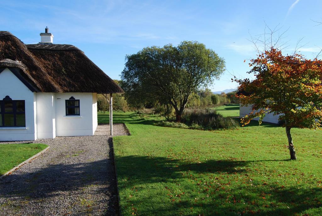 Old Killarney Cottages Exterior photo
